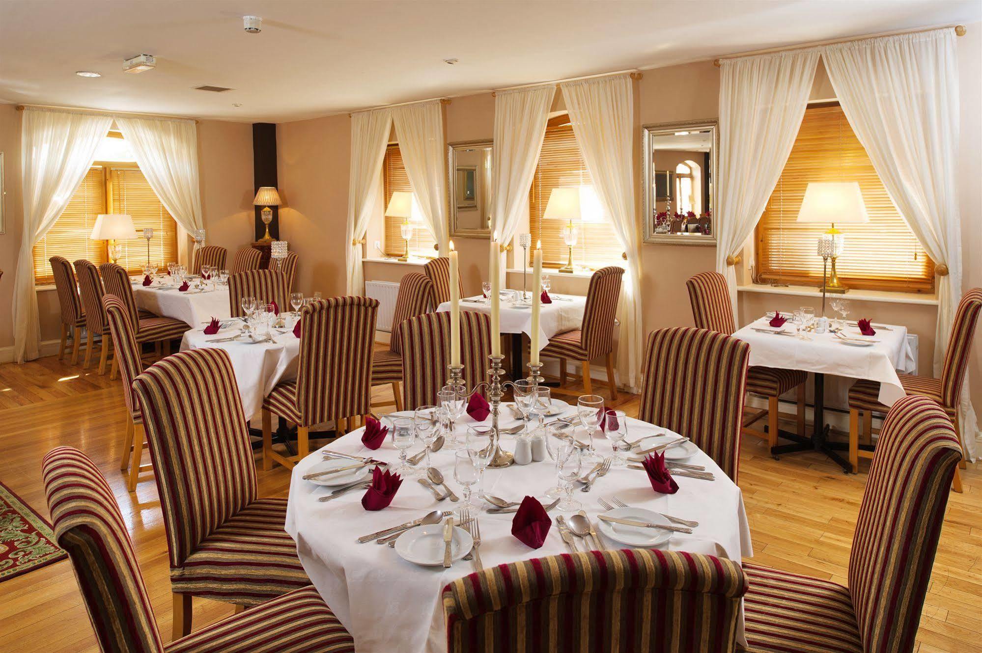 Merriman Hotel Кинварра Экстерьер фото
