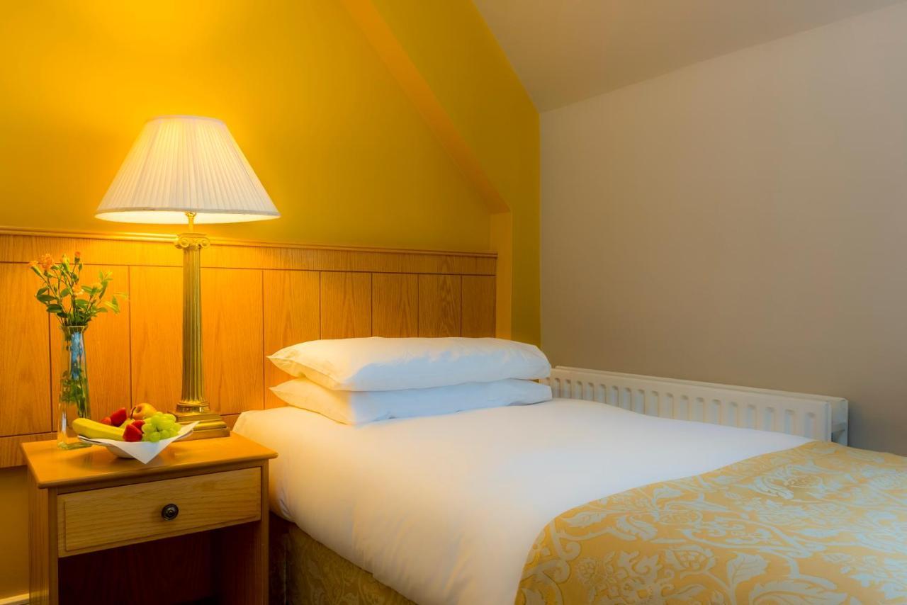 Merriman Hotel Кинварра Экстерьер фото